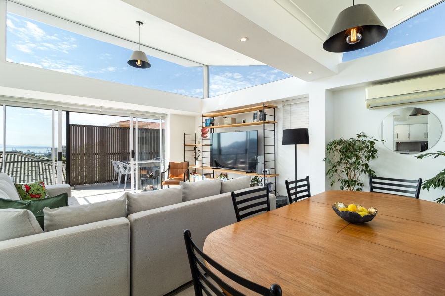 To Let 3 Bedroom Property for Rent in Vredehoek Western Cape